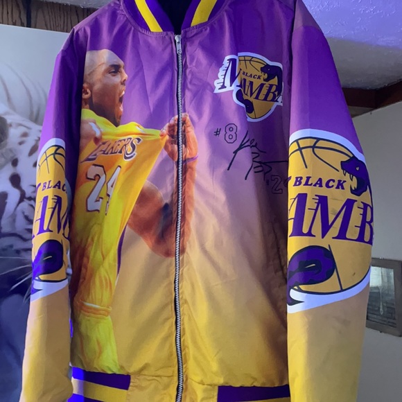 Kobe Bryant (RARE) Jacket - Picture 2 of 2